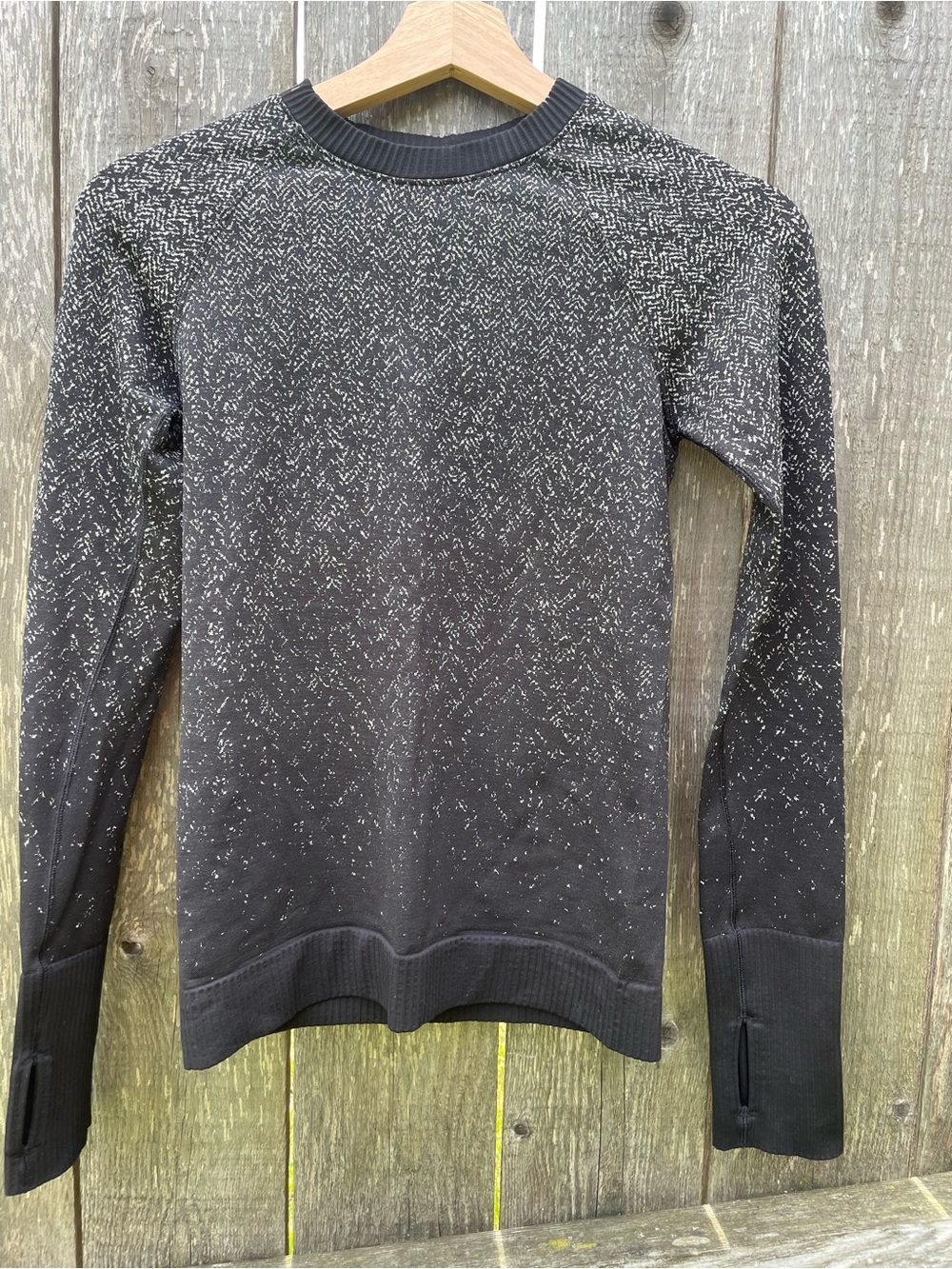 lululemon athletica Black Speckled Long Sleeve Tee